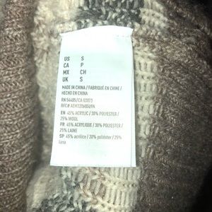 American Eagle Outfitters Sweaters - American Eagle Western Print Grandpa Sweater Small American Eagle Outfitters Sweaters - American Eagle Western Print Grandpa Sweater Small